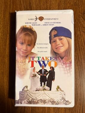 It Takes Two VHS Mary-Kate Ashley Olsen (1995)
